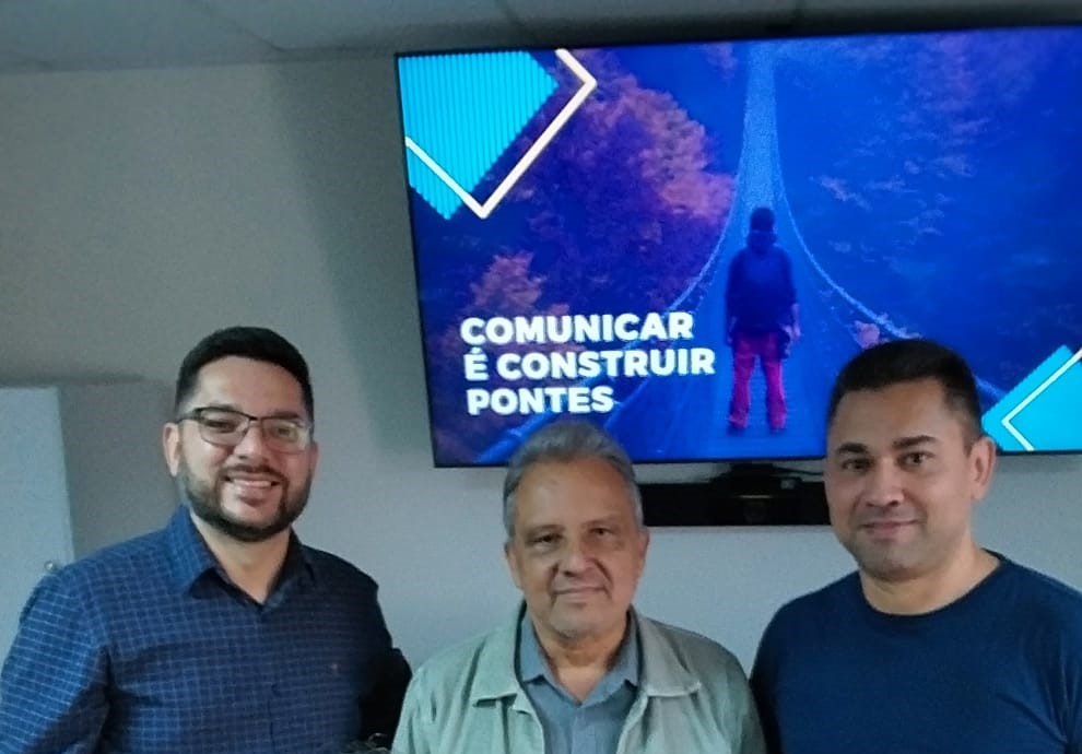 Junho Vermelho 
Hemocentro reforça data com palestra do jornalista Eduardo Brambilla
