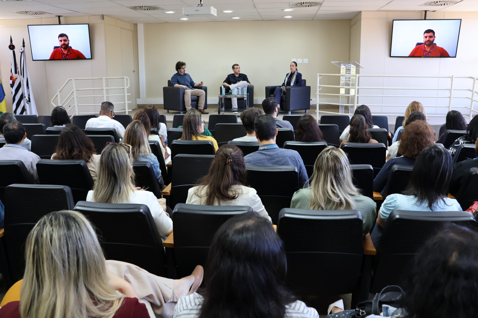 LINGUAGEM SIMPLES É LEI NO SERVIÇO PÚBLICO