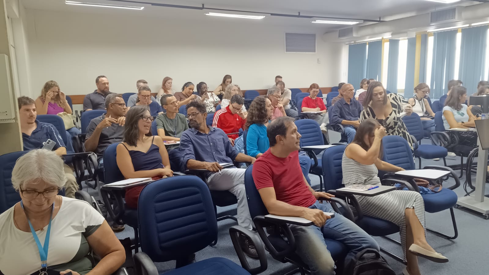 Secretárias e Secretários no workshop que será um curso.